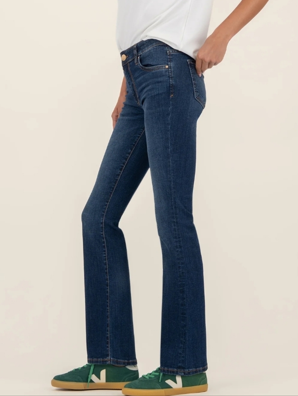 Kut from the Kloth Mid-Rise Natalie Bootcut Jeans EUC - Women's Size 6
